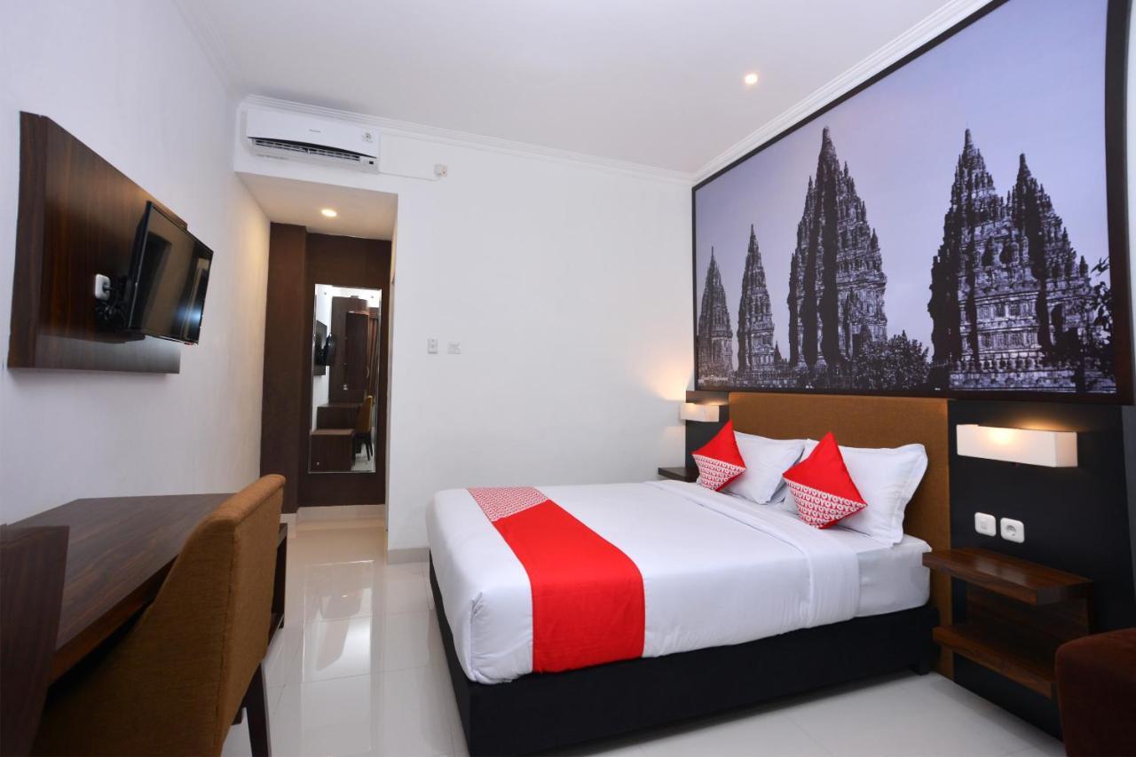 Hotel The Edwin Syariah à Ngabean Extérieur photo