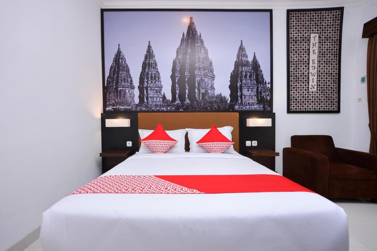 Hotel The Edwin Syariah à Ngabean Extérieur photo