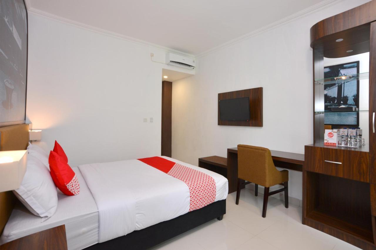 Hotel The Edwin Syariah à Ngabean Extérieur photo