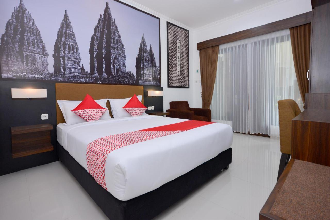 Hotel The Edwin Syariah à Ngabean Extérieur photo